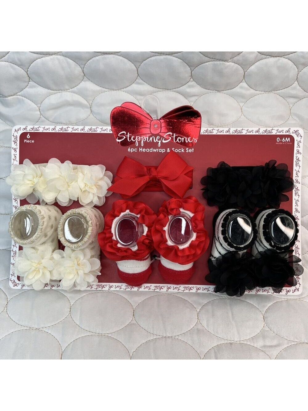 Baby Holiday Socks & Headwraps Girls Gift Set Size 0/6m Christmas Soft Headbands